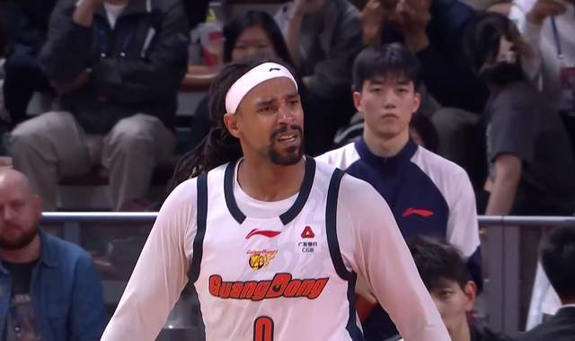 kaiyun-广东送辽篮苦主17连败，3人堪称优秀，3人表现及格，4人实属低迷